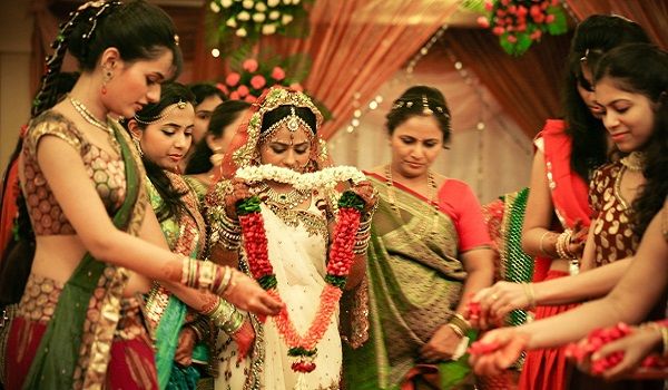 Gujarati Wedding Traditions Dress Pre And Post Wedding