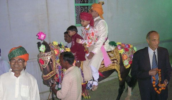 Punjabi pagg. Punjabi pakistani wedding.