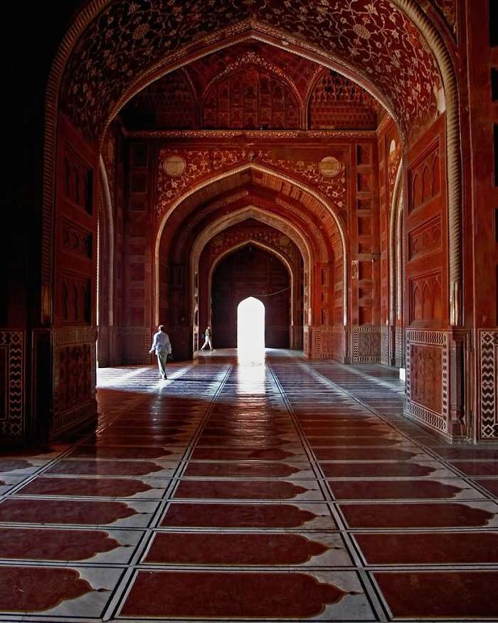 Taj Mahal - Myths & Legends